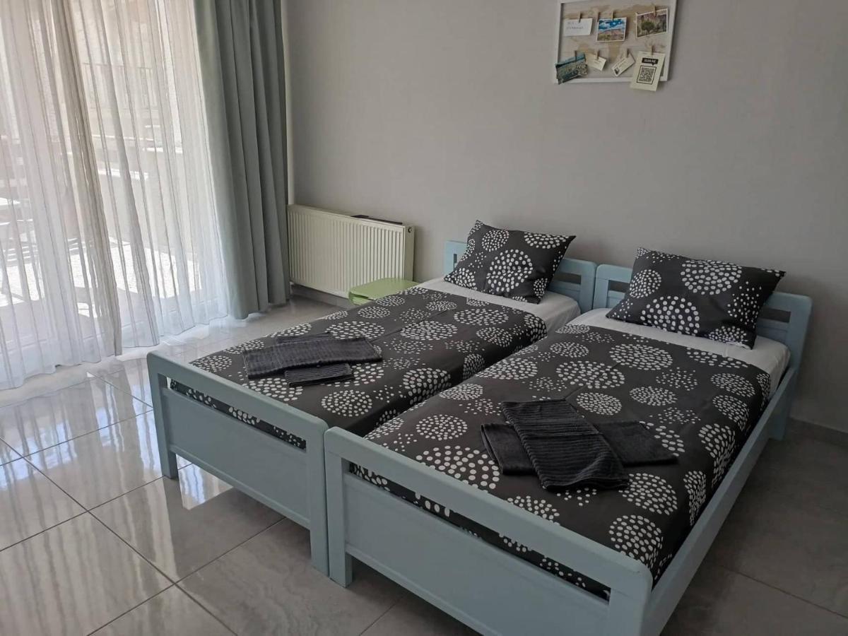 Apartment And Tranquil Kavala